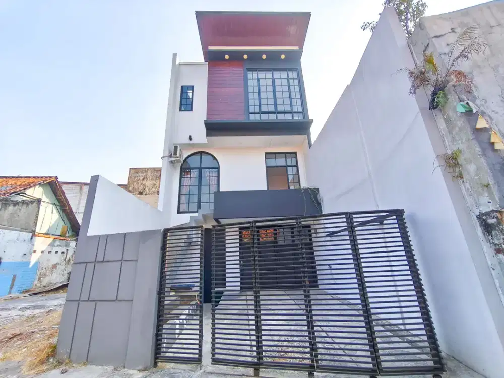 Rumah Idaman 12 Menit ke Gerbang Tol Cakung 3 Lt Hadap Selatan J-50054
