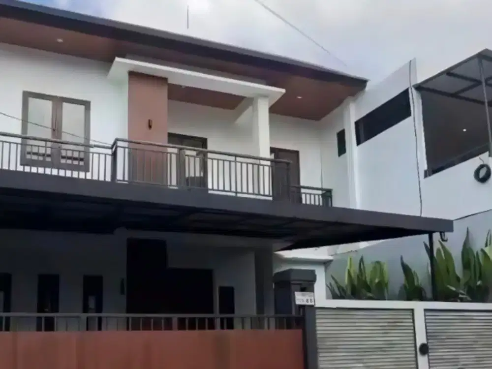 Rumah Sudah Renovasi di Gn Catur Denpasar Utara