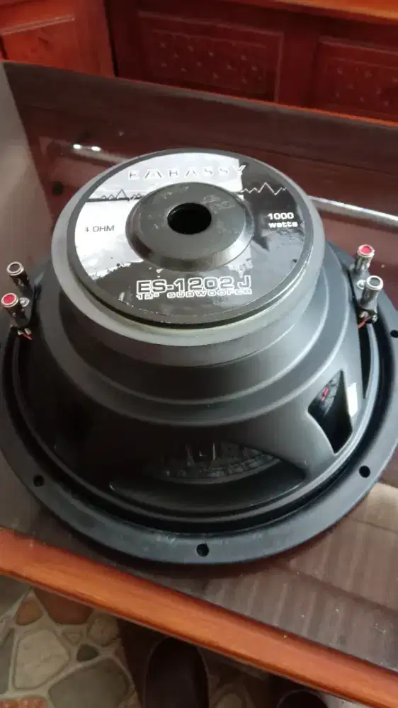 Di jual subwoofer 12 inci