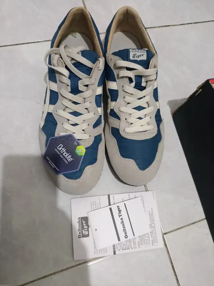 Sepatu onitsuka tiger serrano