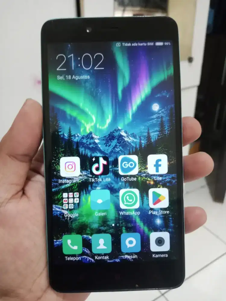 Xiaomi Note 2 4G 12/256 layar 5.5 inchi normal