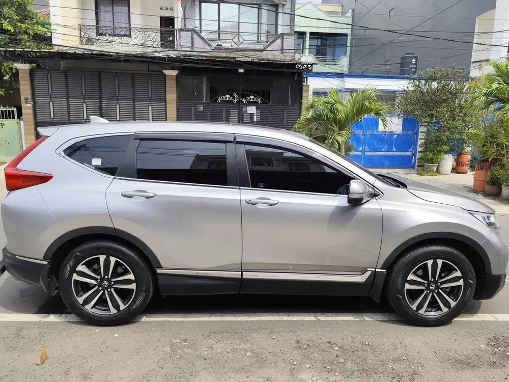 Honda crv prestige turbo 2019 km 60 rb asli
