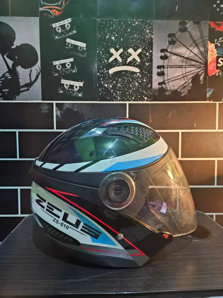 Helm Half face Zeus ZS-610 Grade A