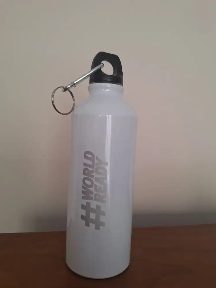 Botol minum sporty putih