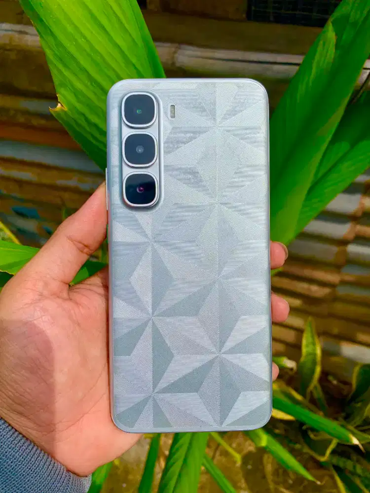 Infinix hot 60 pro plus 8+8/256-Lengkap-harga net aja