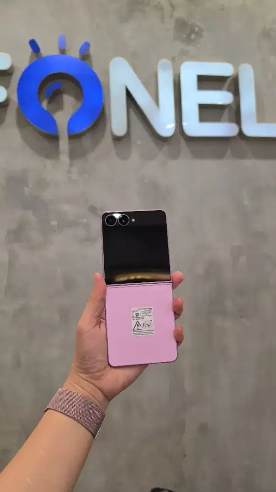 SAMSUNG Z FLIP 8 / BISA CICILAN 0%