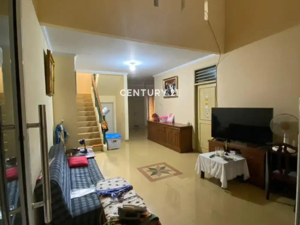 DIJUAL Rumah 2 Lantai Siap Huni dengan Lokasi yang Strategis di Perumahan Metland Menteng, Cakung