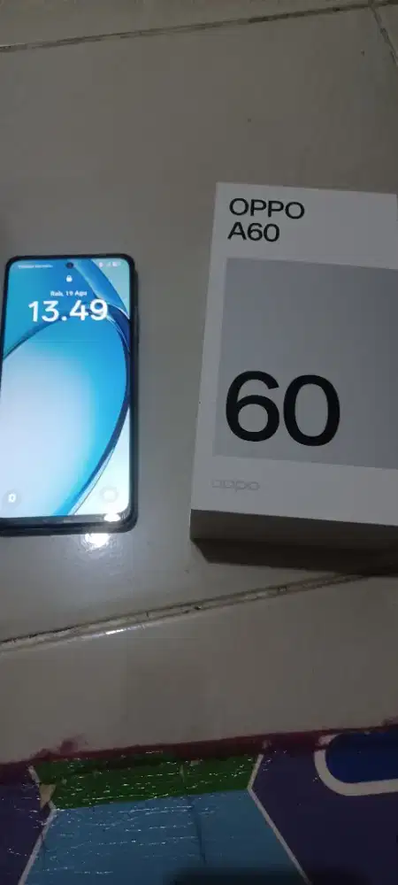 OPPO A60 8/128 lengkap mulus