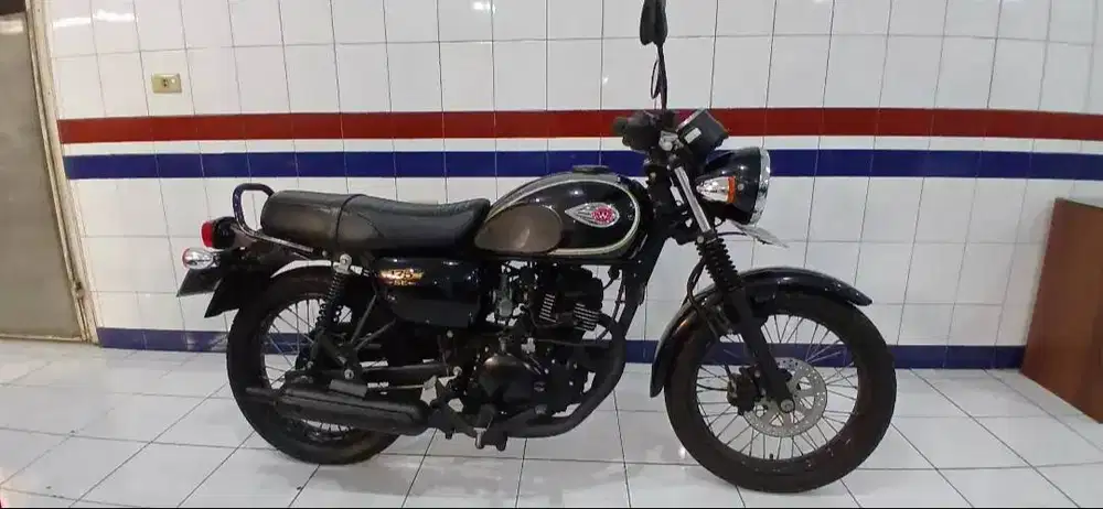 W175 SE CLASIK ANTIK RETRO TH 2018