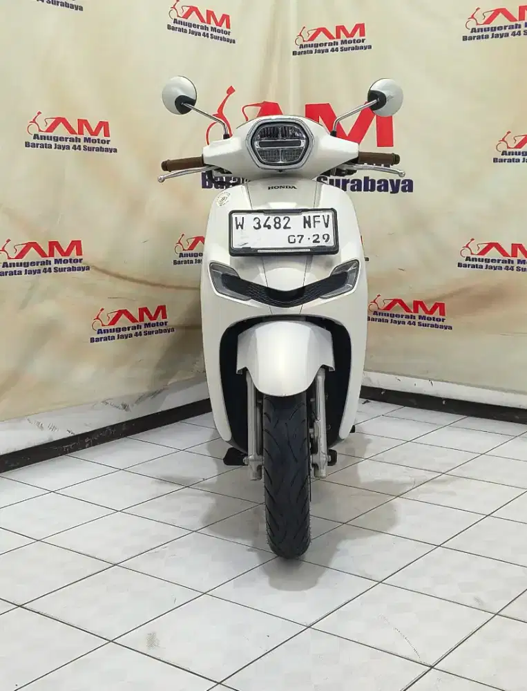 Km 8 Ribu Honda Stylo ABS tahun 2024 warna putih