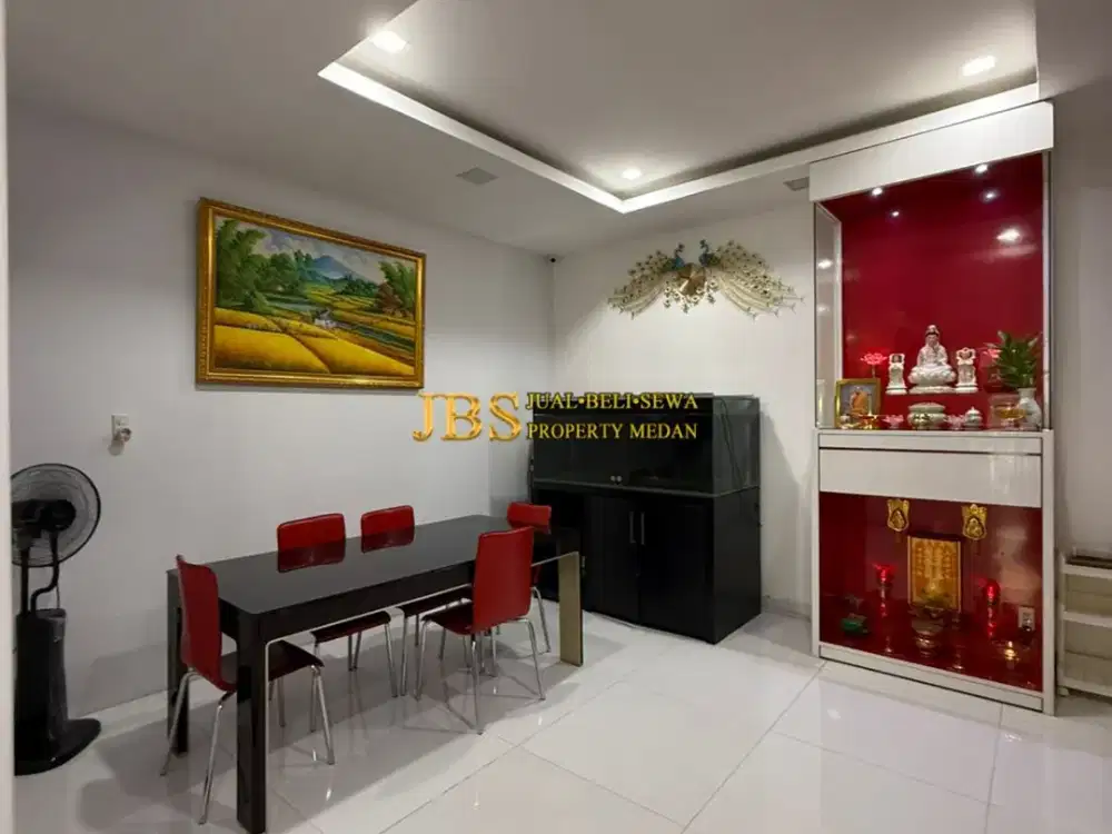 DIJUAL CEPAT!! Rumah 2,5 Tingkat di Komplek Evergreen Jalan Amal (Ringroad) - Medan