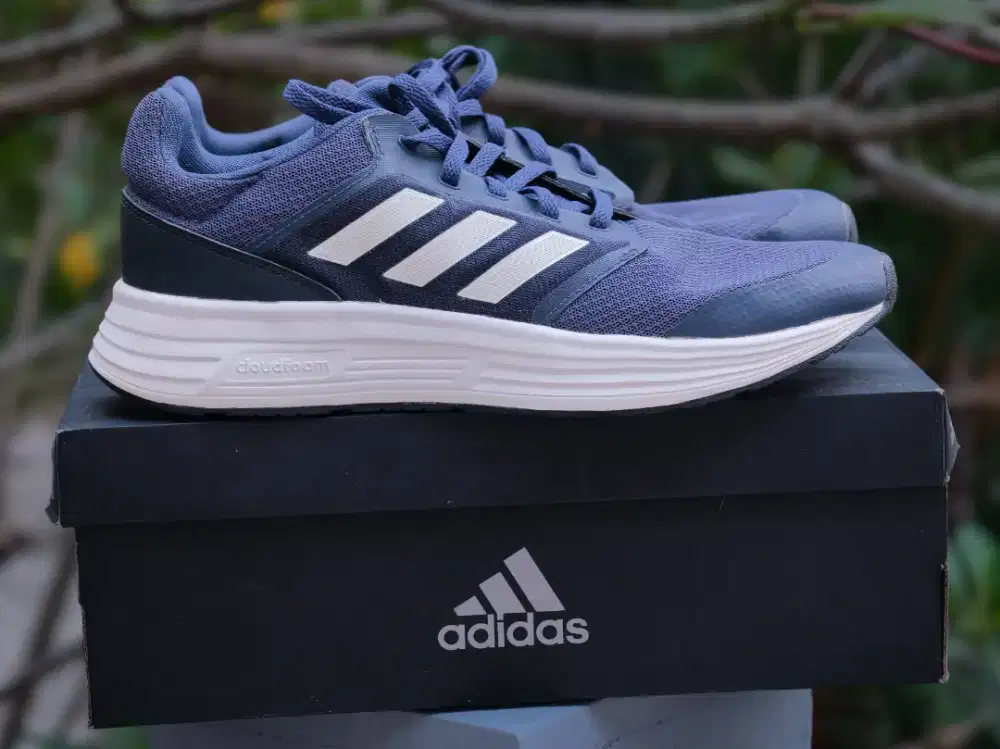 Sepatu Adidas Galaxy 5