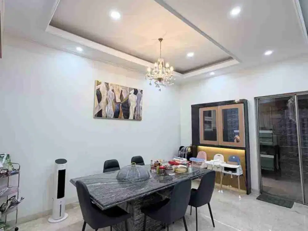 Dijual Rumah Golf Island Full Furnish Mewah Cantik