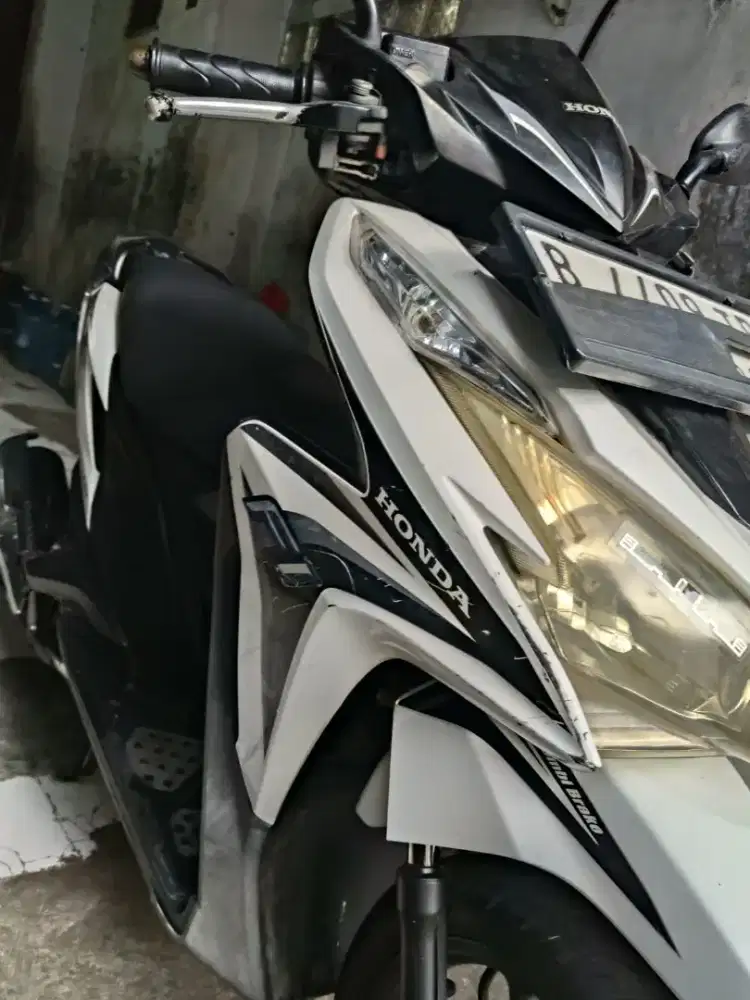 DI JUAL MOTOR HONDA VARIO TECNO 125