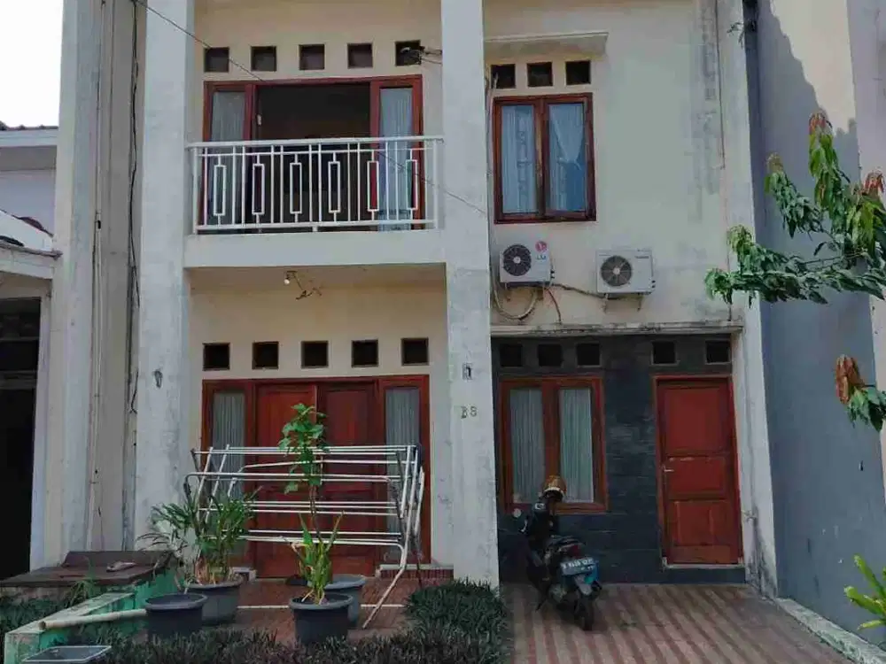 Dijual rumah second rasa baru