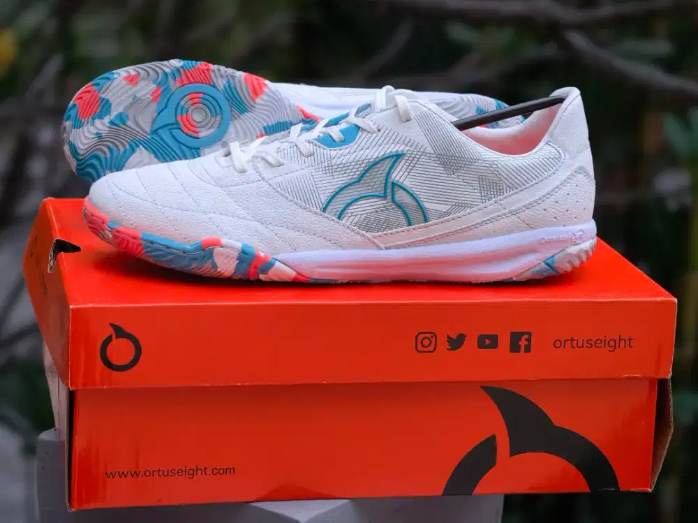 Sepatu Futsal Ortuseight Jogosala Crusher V2