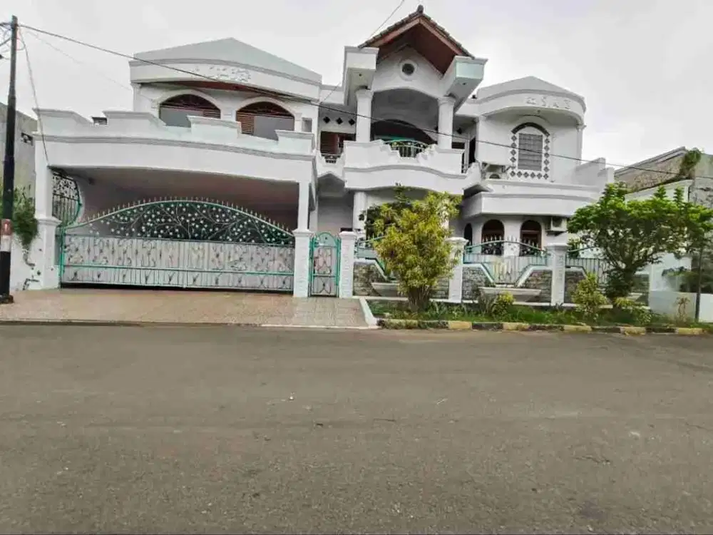 Dijual Cepat Rumah Luas 2LT di Perumahan Duta Harapan Bekasi utara