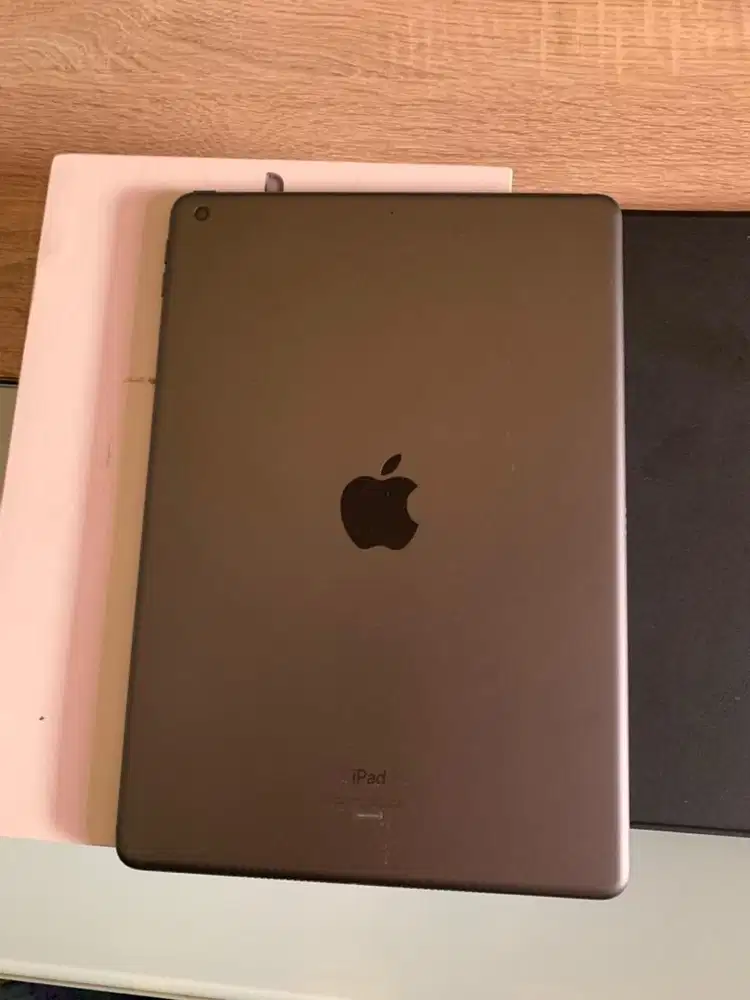 Ipad 9 64 Space Grey ex Ibox Mint Condition
