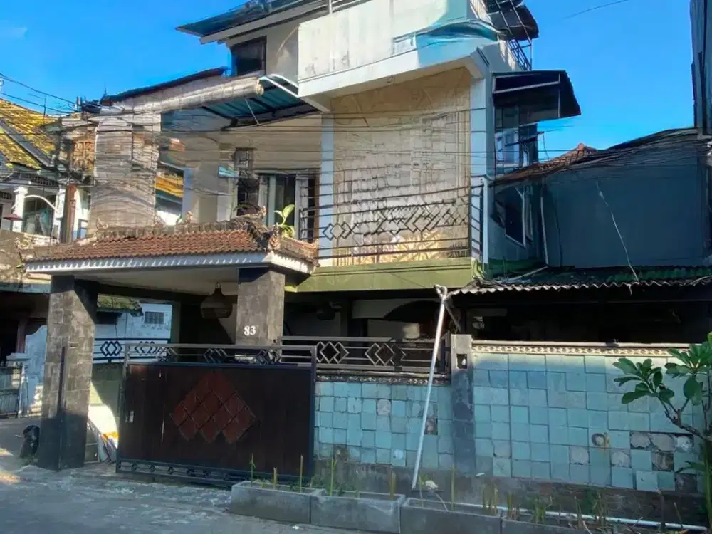 RUMAH 2 LANTAI DI JL GN ATHENA DENPASAR BARAT DEKAT TRANS STUDIO MALL