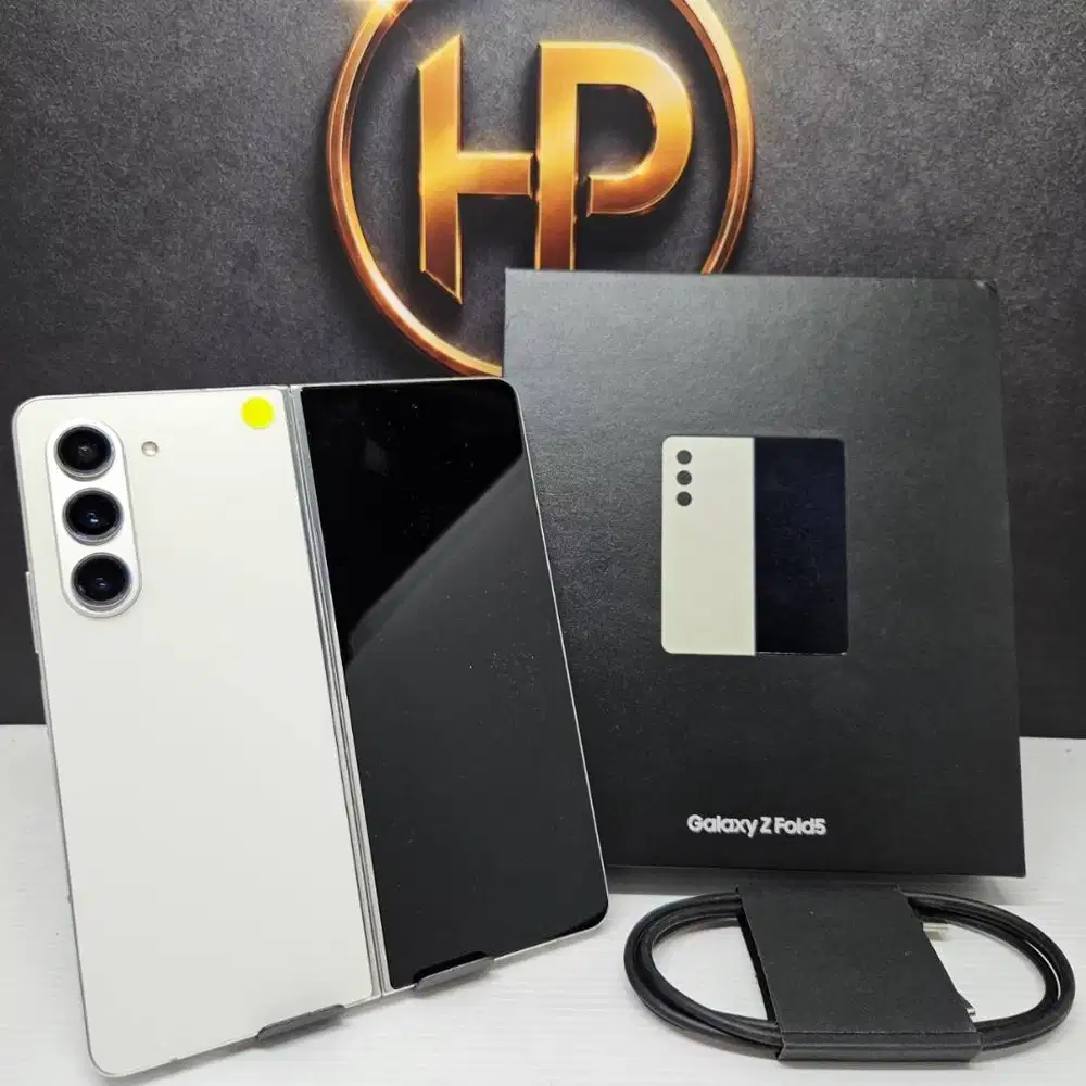 No Minus Samsung Galaxy Z Fold 5 Cream 12/512GB Fullset Sein Like New