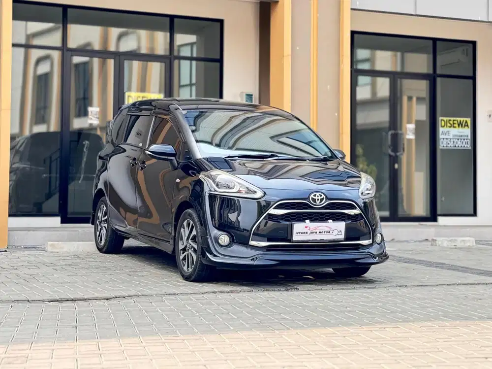 TOYOTA SIENTA 1.5 Q CVT 2017
