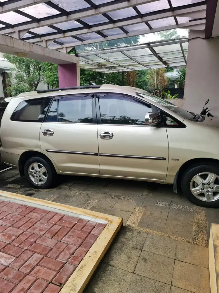Jual Innova 2007