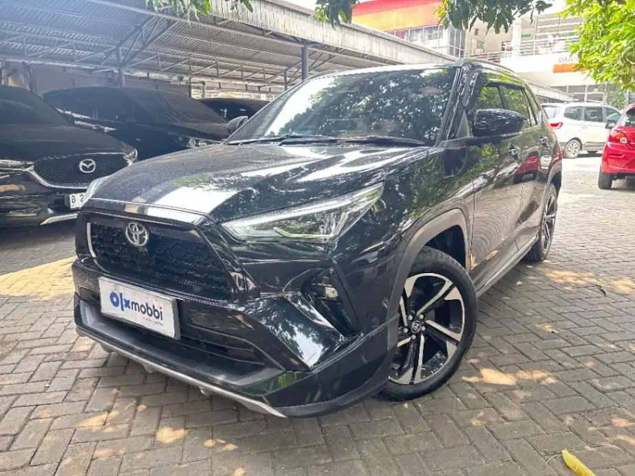 DP MURAH Toyota Yaris Cross 1.5 S GR TSS Bensin-AT 2023 Hitam CVQVD