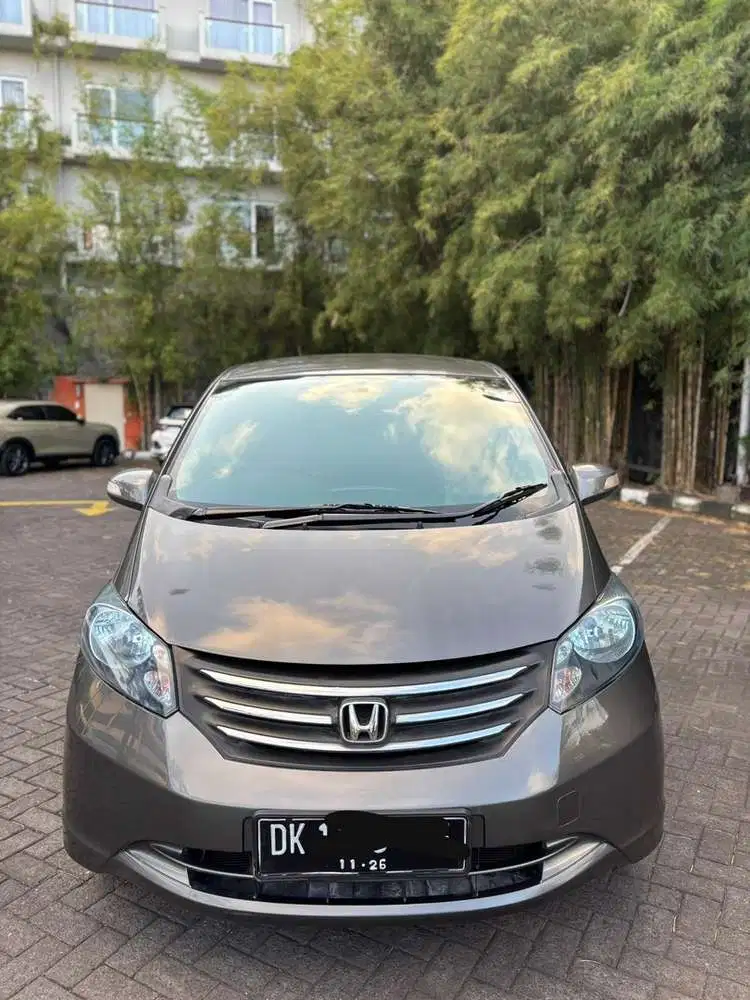 Honda Freed 2011 Bensin