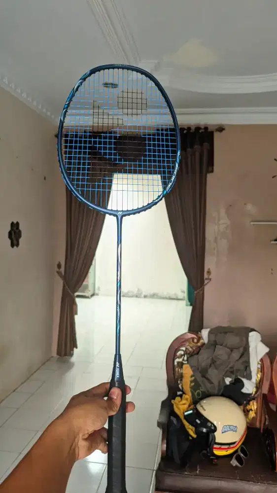 raket yonex astrox lite 45i second like new sekali pakai