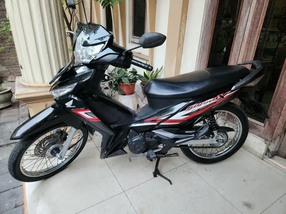 Supra 125 spoke ruji 2023 hitam gbm