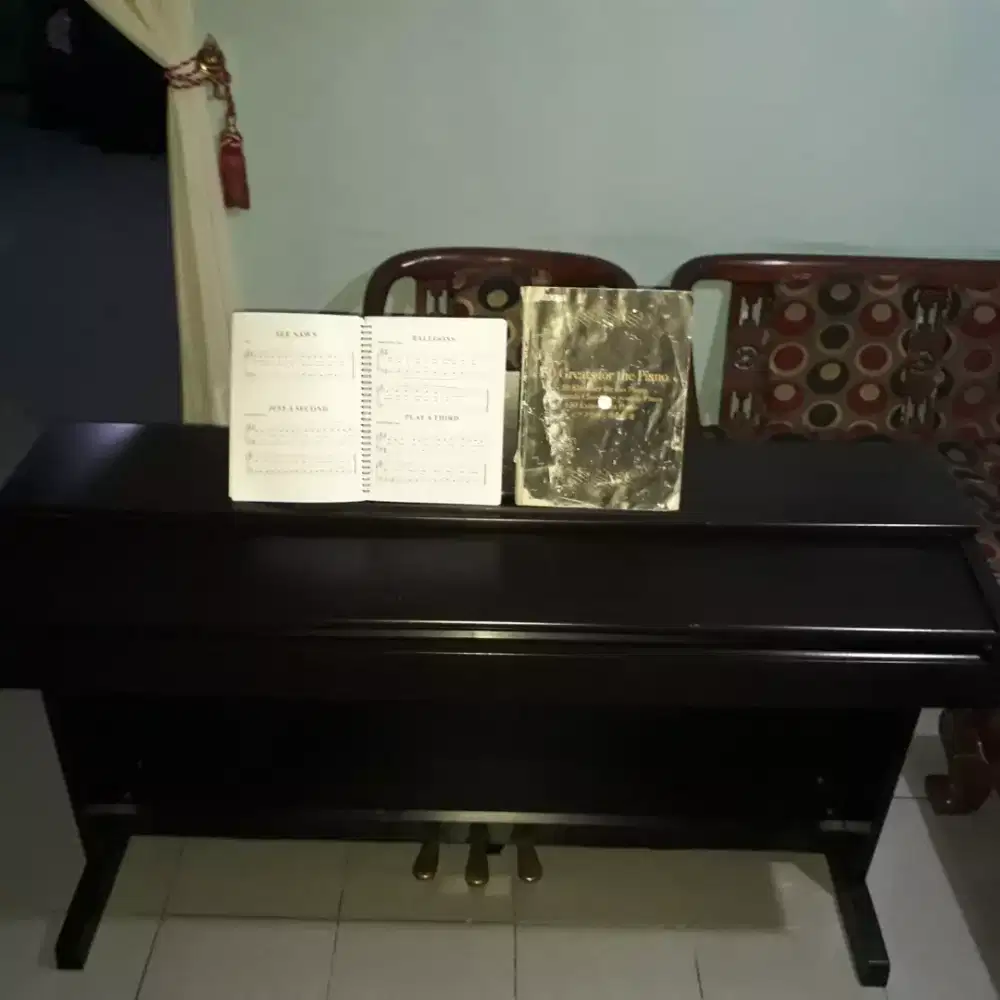 Yamaha YDP 103 Piano digital