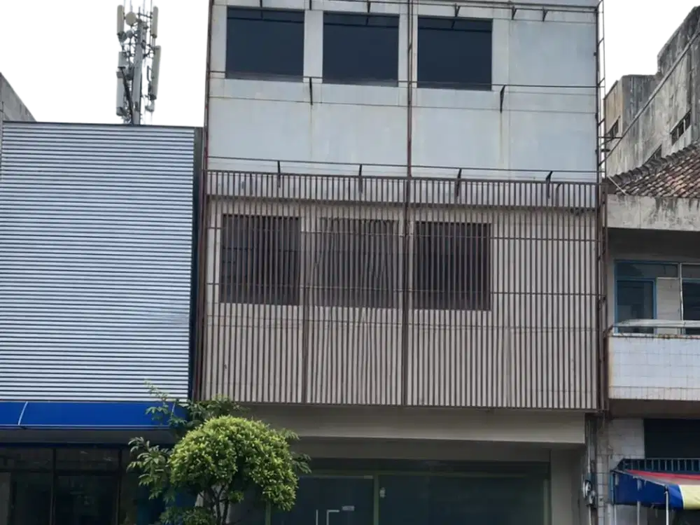 disewakan ruko 3 lantai strategis tengah pusat kota jogja