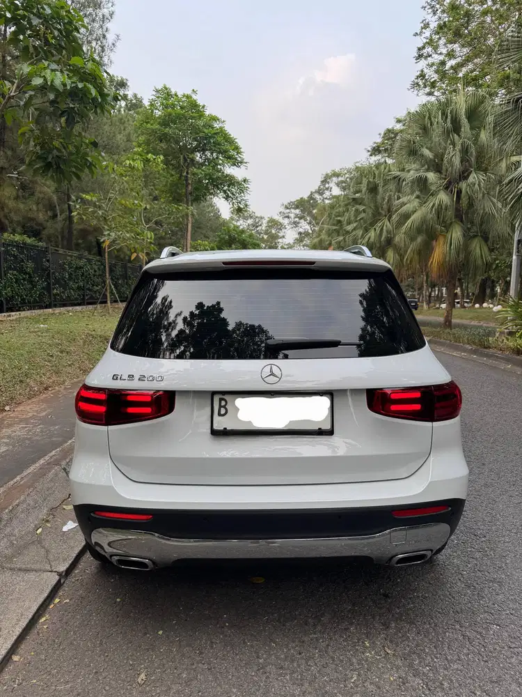 [Km14RB] Mercedes Benz GLB200 2024 mercy GLB 200 Putih