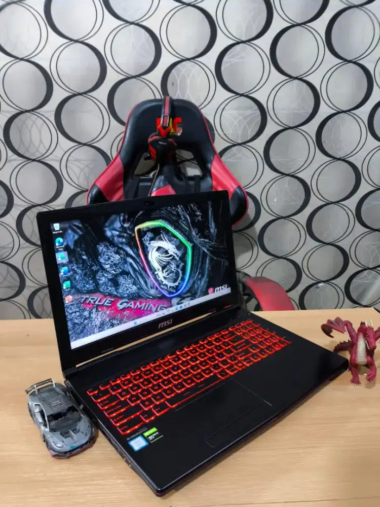 Laptop Gaming MSI GL63 Core i7 Ram 16/256gb Ssd Dual Vga SiapPakai COD