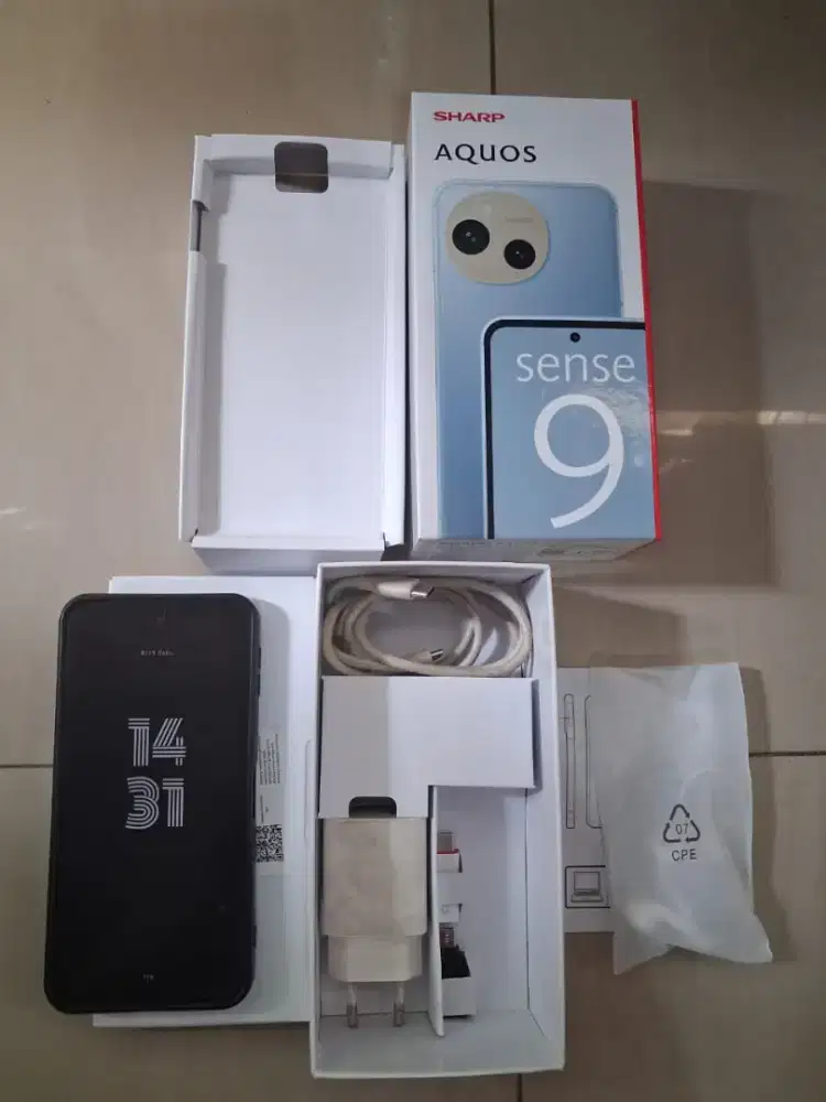 Sharp Aquos Sense 9 (8/256)
