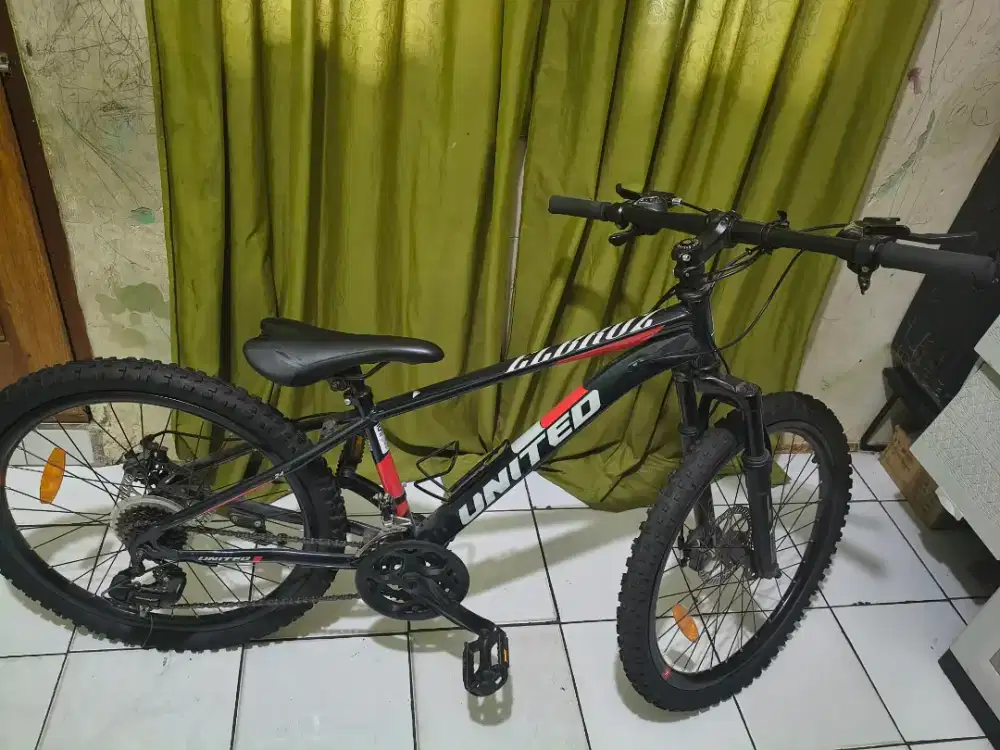 SEPEDA UNITED MTB ELBRUZ 24
