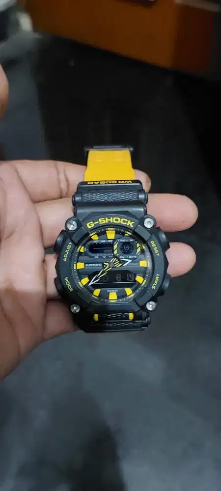 Casio G-Shock GA-900A-1A9.