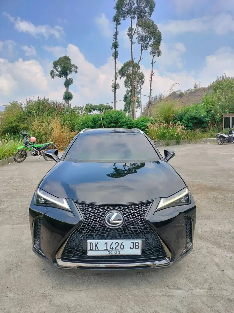 Lexus UX200 F Sport 2021 black hitam Bu Lexus F-sport 2020/2022 low km