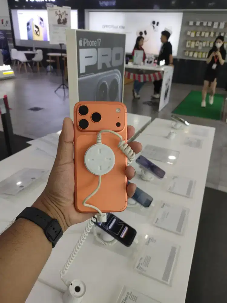 KREDIT IPHONE 17 PRO MAX TANPA BUNGA