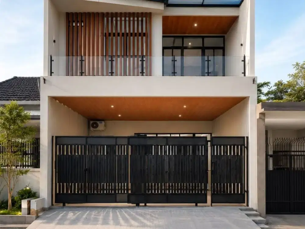 Rumah Baru Gress di Babatan Pantai, Rooftop Besar & Carport 2 Mobil