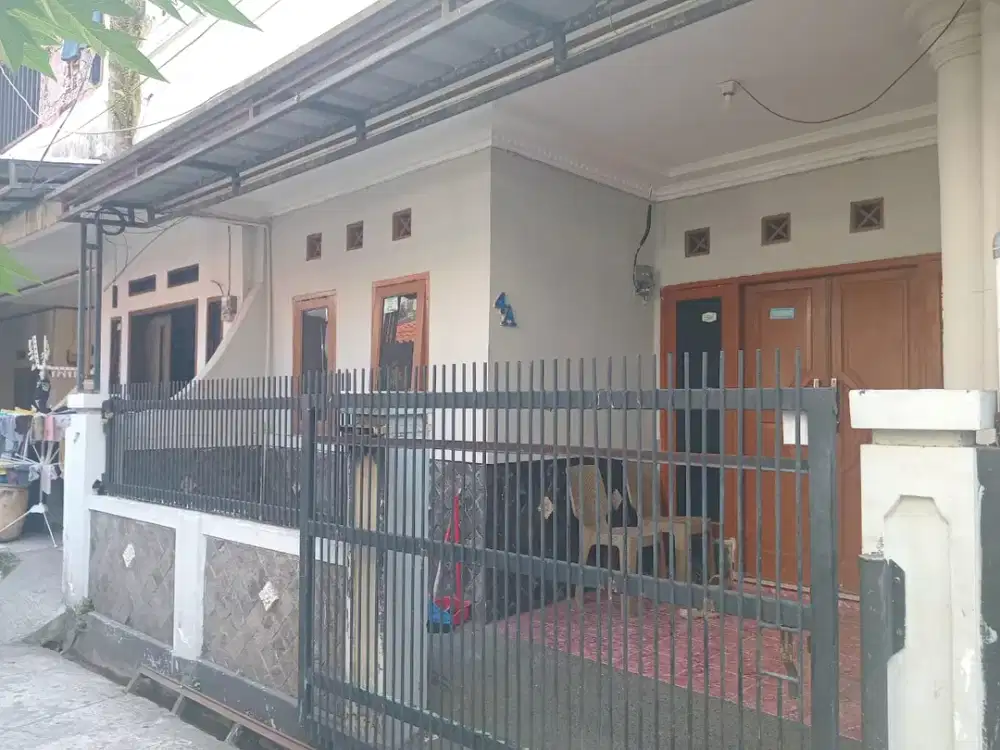 RUMAH JARANG ADA , LINGKUNGAN NYAMAN DAN ASRI DKT RS SANTO YUSUP, SMA 10, KIARA ARTHA DI ANTAPANI