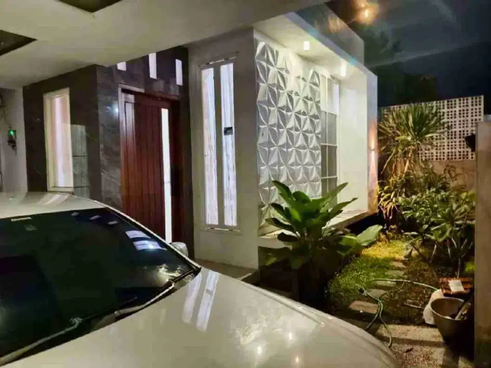Rumah Sangat Bagus Luas 175 Area Sengkaling - Batu