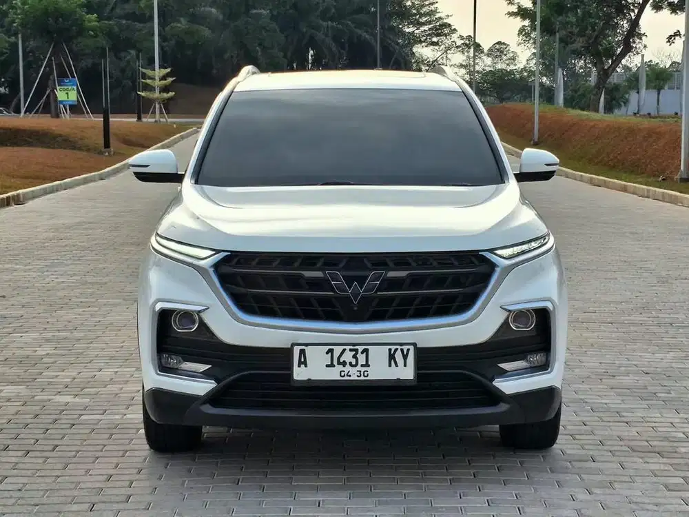 Wuling Almaz Exclusive 5 Seater 1.5 Automatic 2020