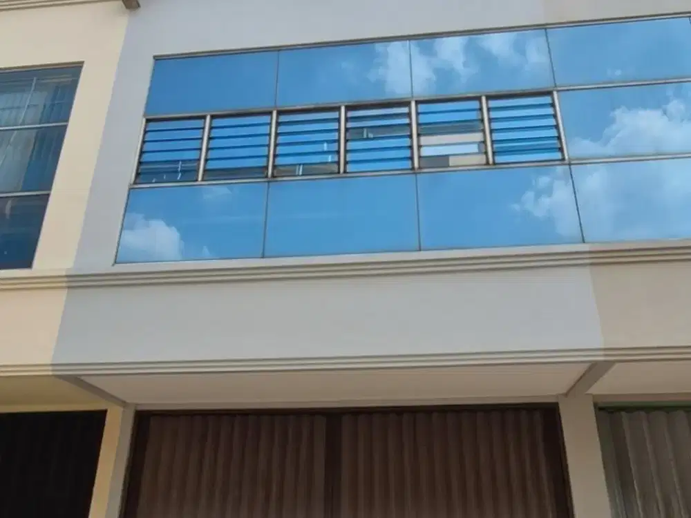 Ruko 3 Lantai Siwalankerto Surabaya - Rk082apd