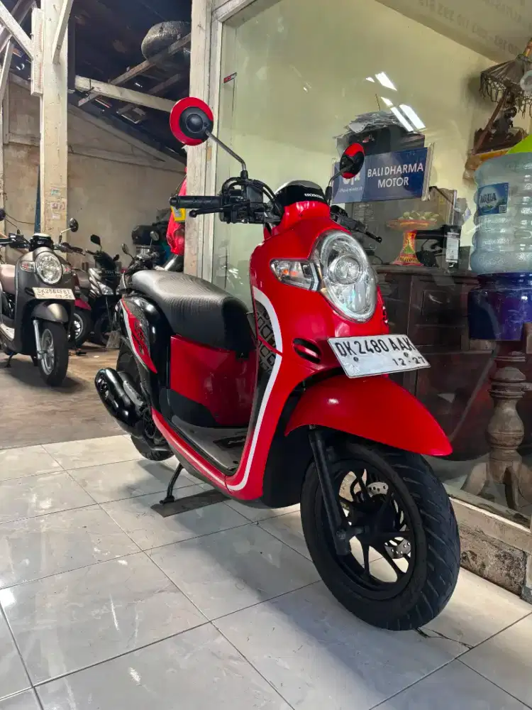 Honda Scoopy fi thn .2017 cash. Bali dharma motor