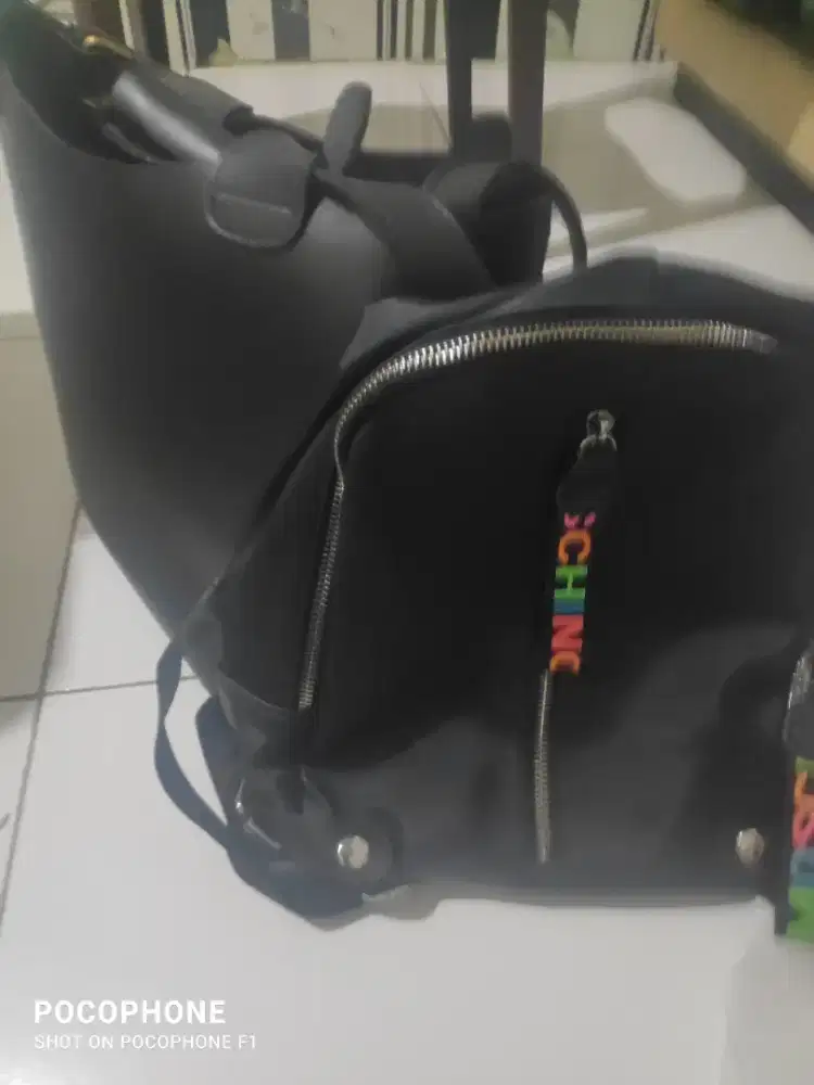 TAS WANITA DAN TAS REMAJA