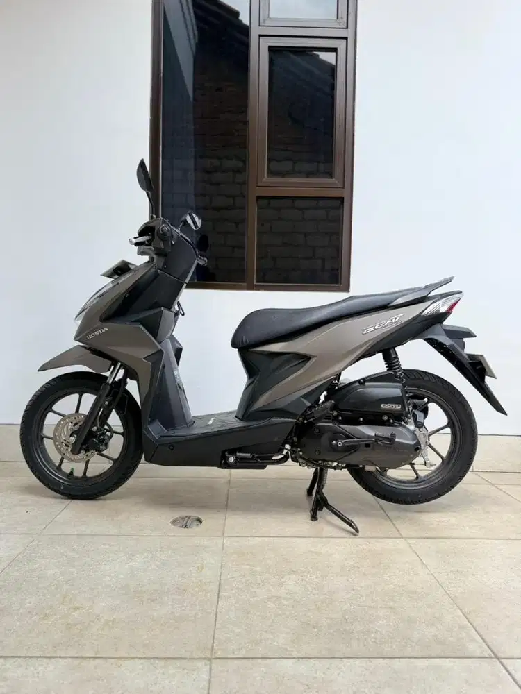 Beat deluxe cbs iss 2023 plat tangsel pajak ON