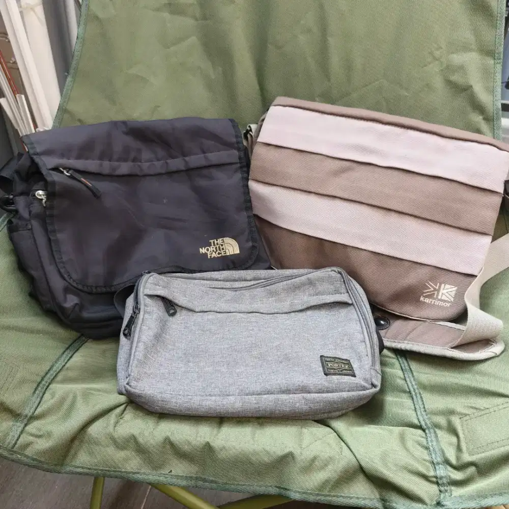 Tas Selempang Branded
