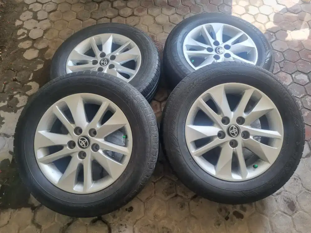 Velg Oem Innova Reborn n ban