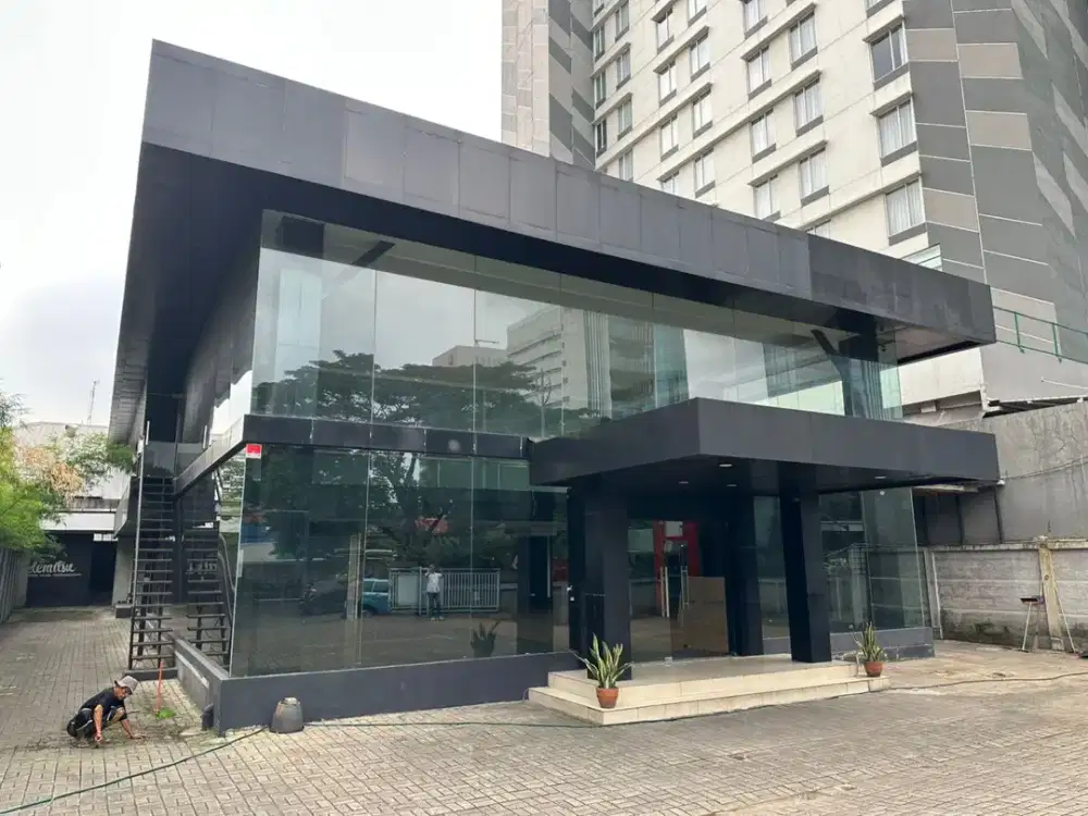 Sewa Ruang Usaha untuk Showroom di Tb Simatupang Jaksel